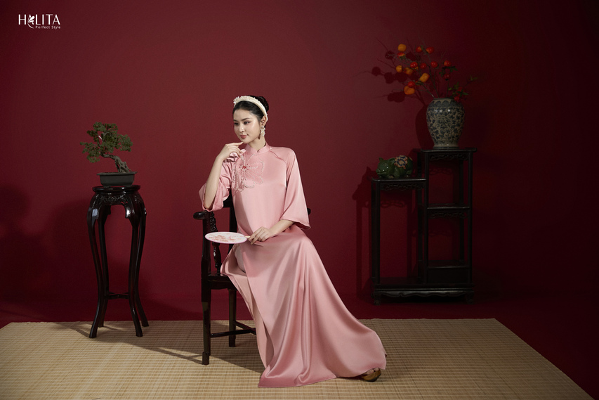 ao-dai-giao-anh-2 (1)